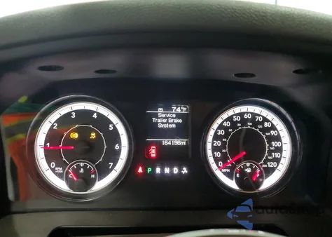 2020 Ram 1500 Classic Tradesman z USA, uszkodzony, nr VIN 1C6RR6FG4LS116547